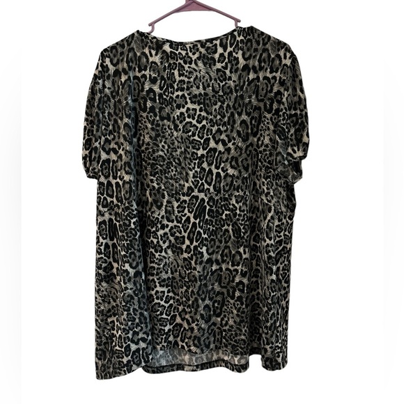 Women’s Style & Co. animal print short sleeve blouse Size 3X - Picture 2 of 10